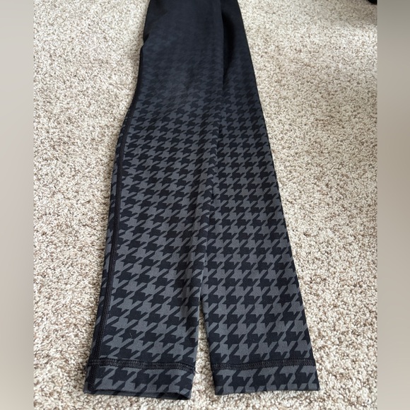 Lululemon Houndstooth Wunder Under Pant *Full-On Luon Leggings Yoga Black Size 4 - Picture 8 of 12